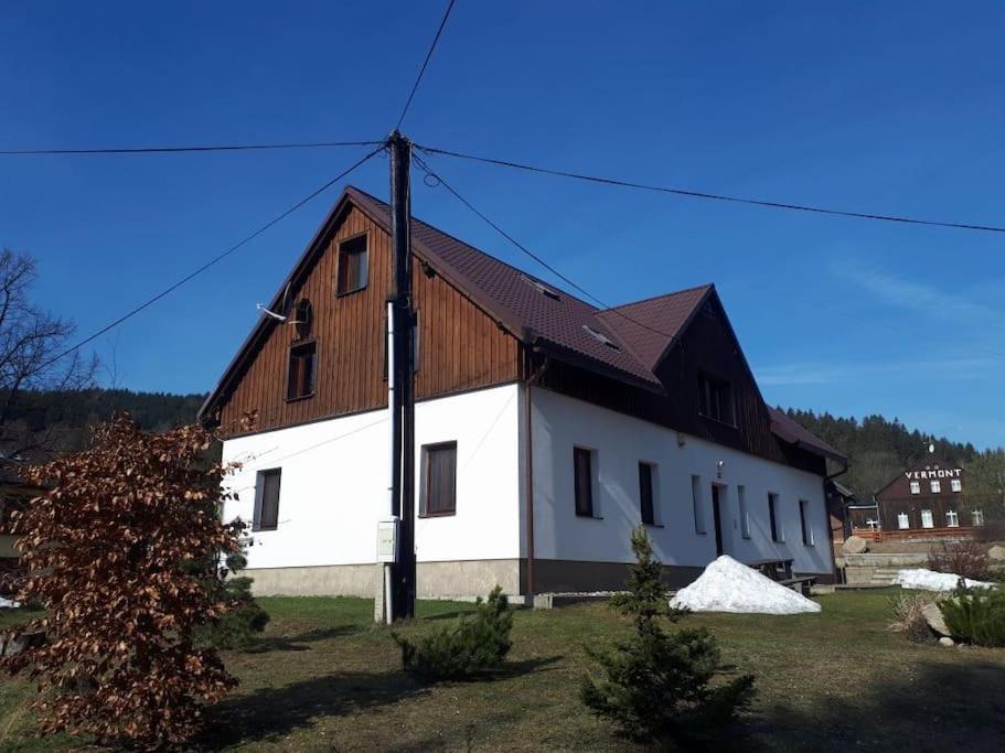 Byt 4+Kk V Klidne Casti Obce Bedrichov Buitenkant foto
